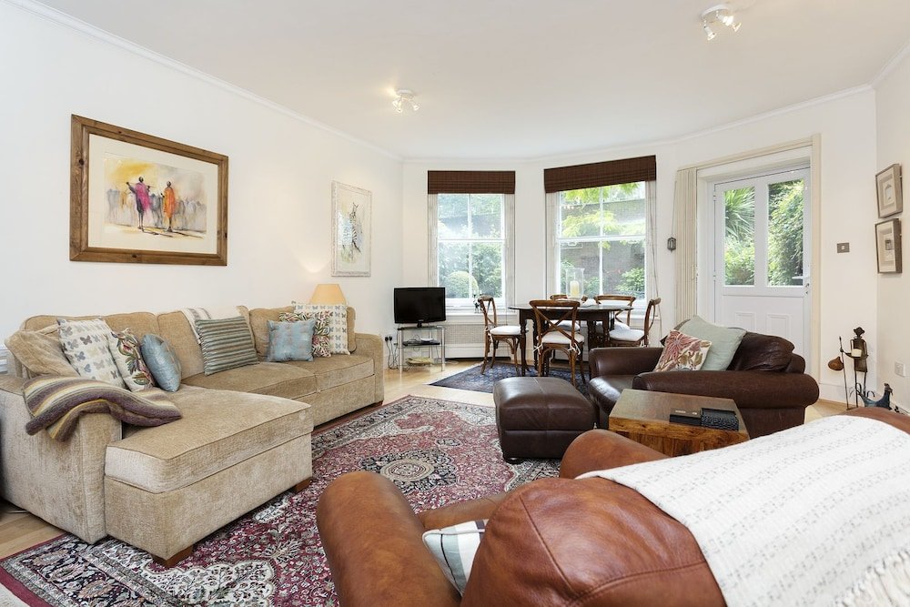 Фото Presidential Apartments - Kensington