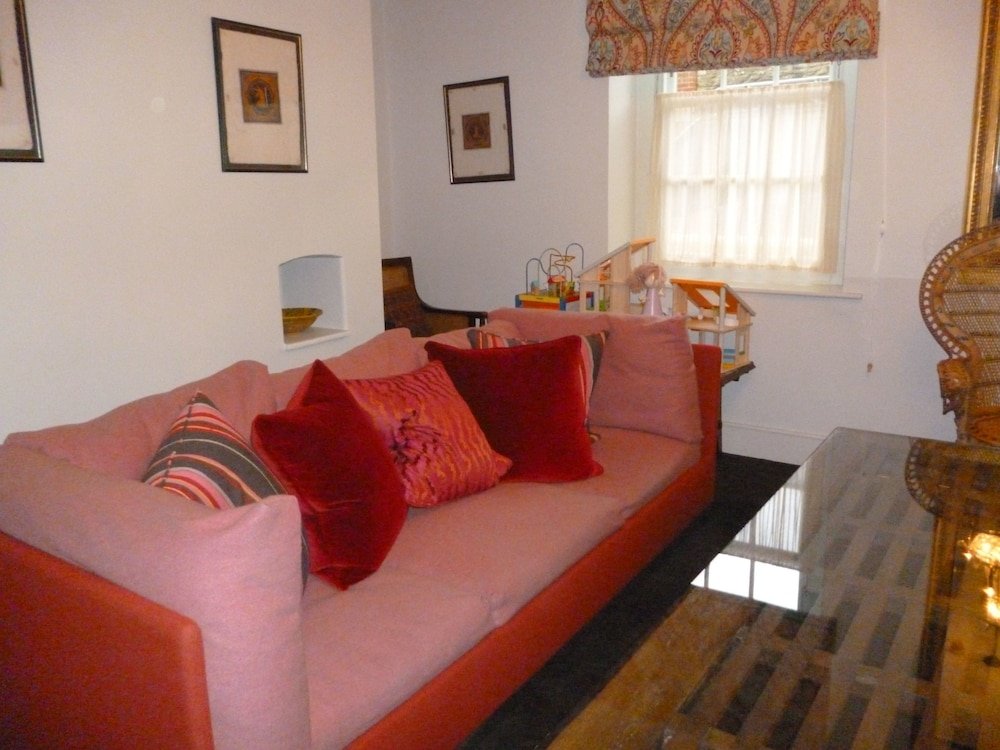 Фото Moonfleet Manor