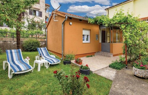 Гостиница Amazing Home in Rijeka With Wifi and 1 Bedrooms в Риеке