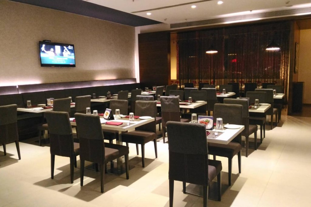 Фото The Ssk Solitaire Hotel & Banquets