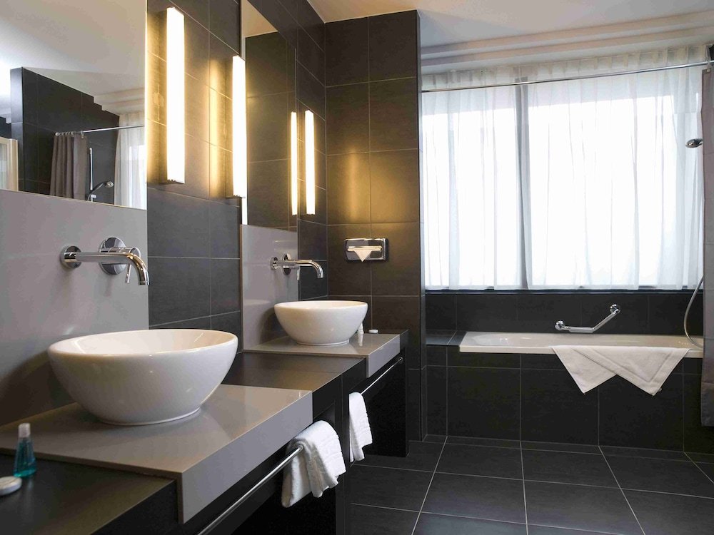 Фото Ramada by Wyndham Brussels Woluwe