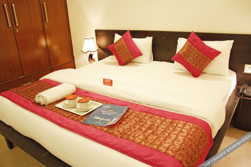 Фото Oyo Rooms Noida City Centre 208