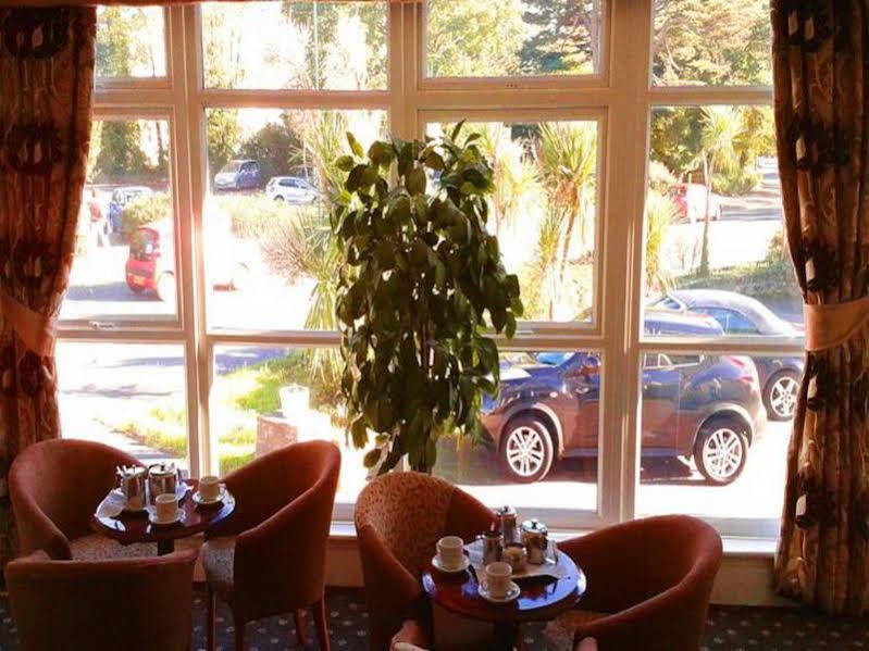 Фото The Croham Hotel