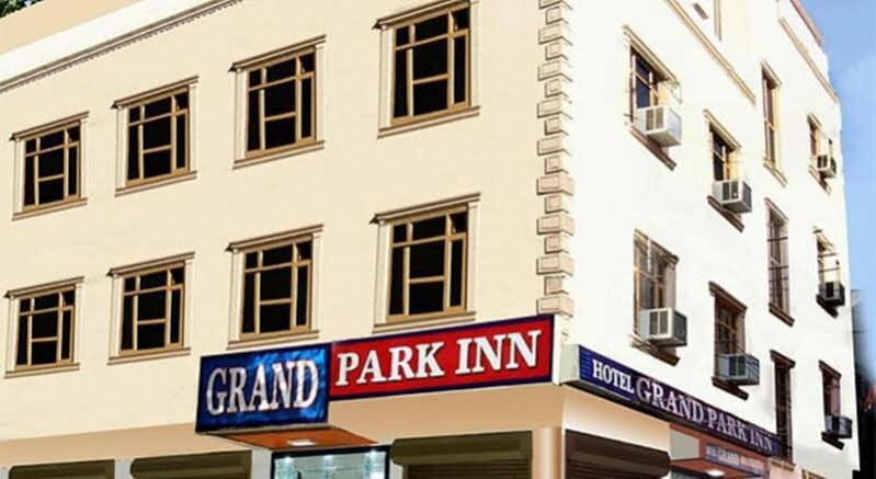 Гостиница Hotel C Park Inn в Дели