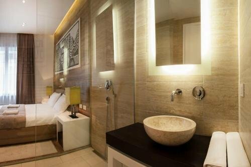 Гостиница Eden Garden Suites в Белграде