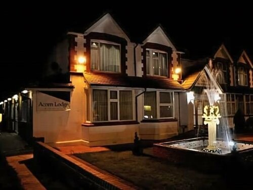 Гостиница Acorn Lodge Gatwick в Хорли