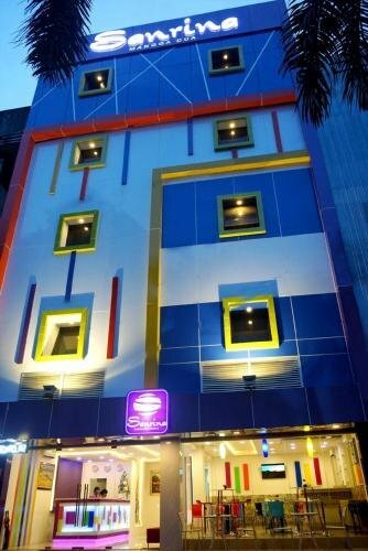 Гостиница Hotel Sanrina в Джакарте