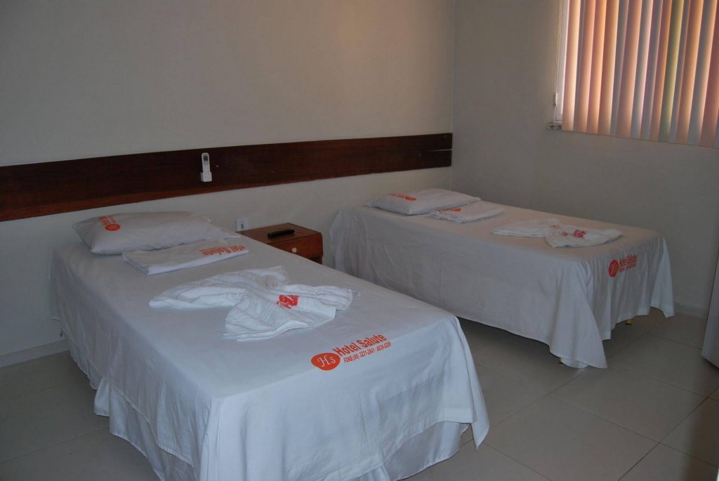 Фото отеля 2