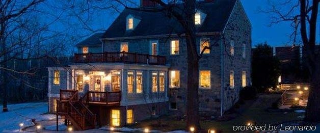 Фото The Wayside Inn Bed & Breakfast