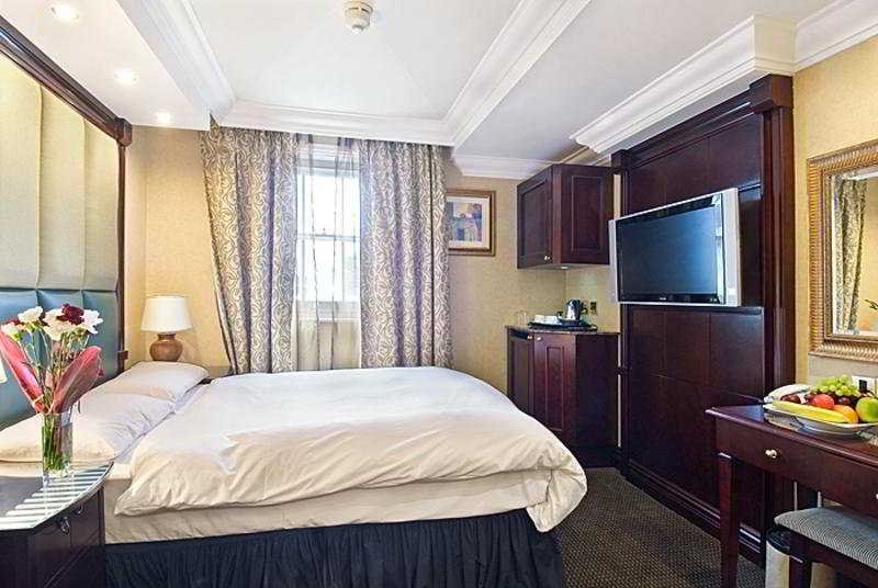 Фото Inhabit, Southwick Street