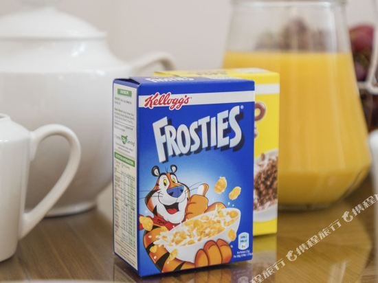 Фото Premier Suites Manchester