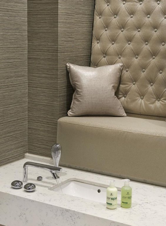 Фото The Grand Brighton