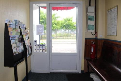 Фото Le Voltaire