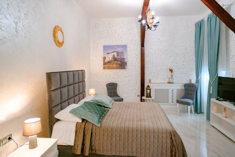 Фото Silver House