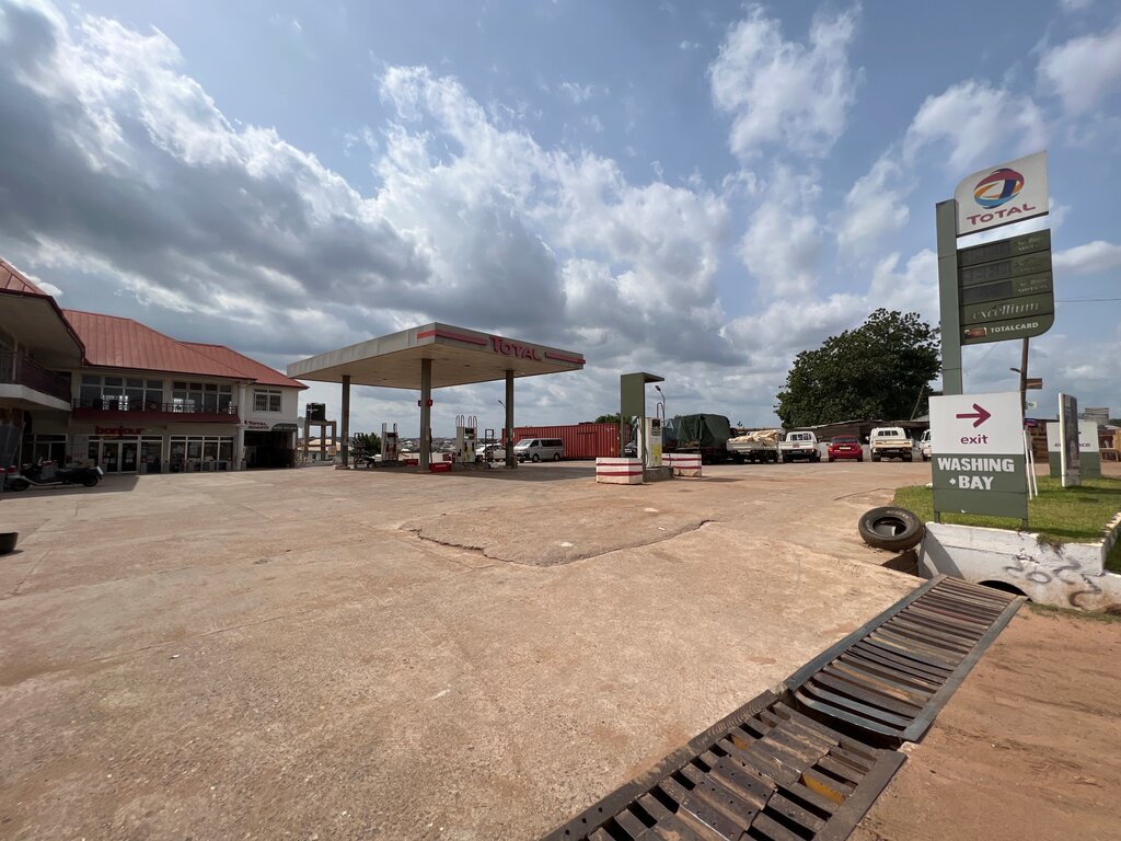 Gas station Total, Kumasi, photo