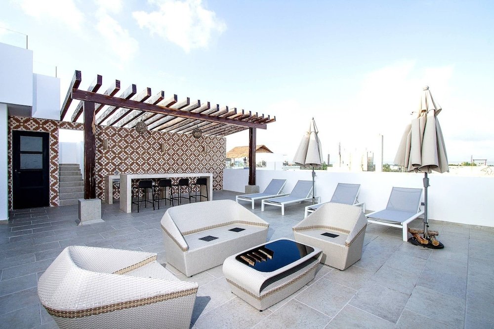 Фото Aquamarina Suites