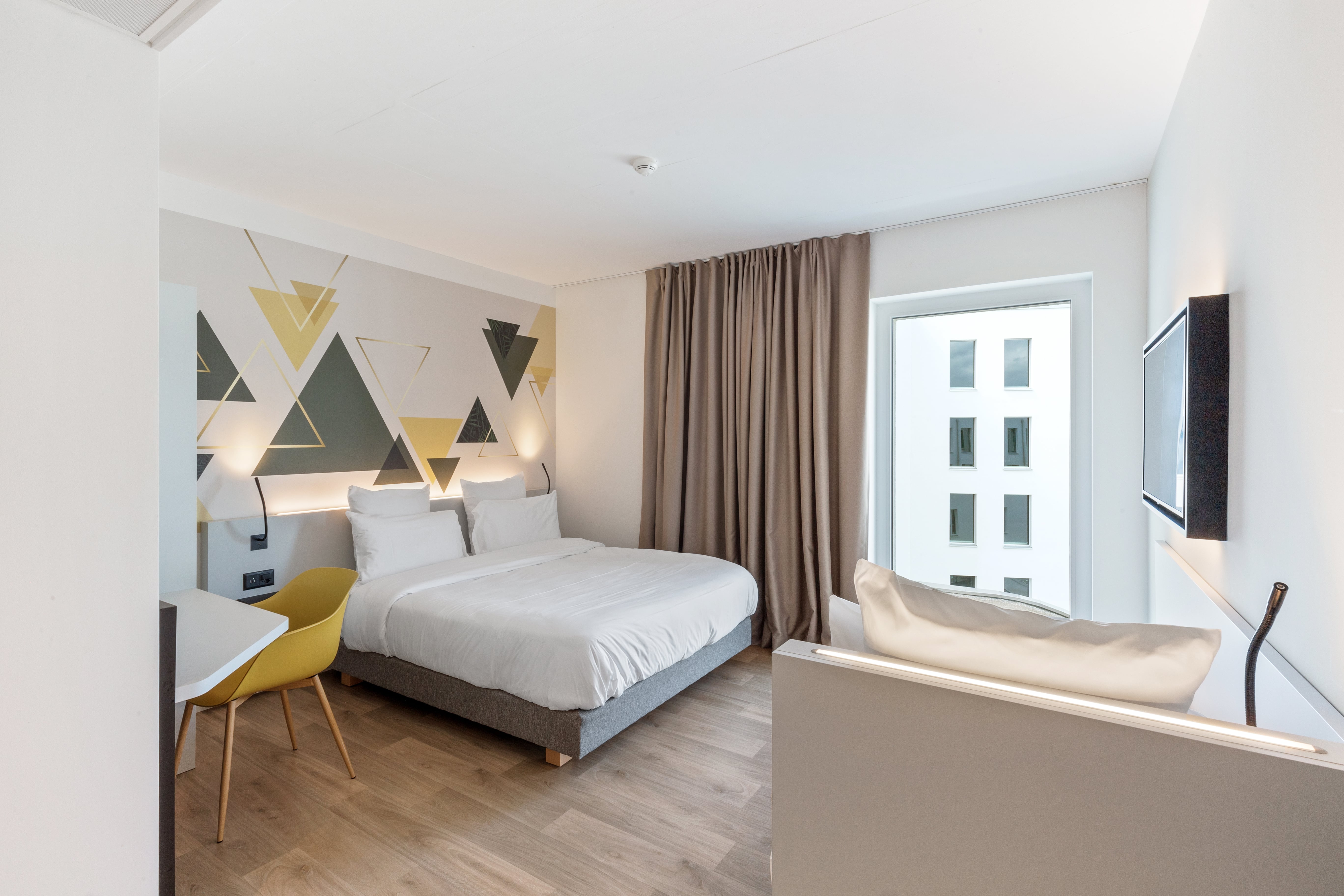 Фото B&b Hotel Oftringen