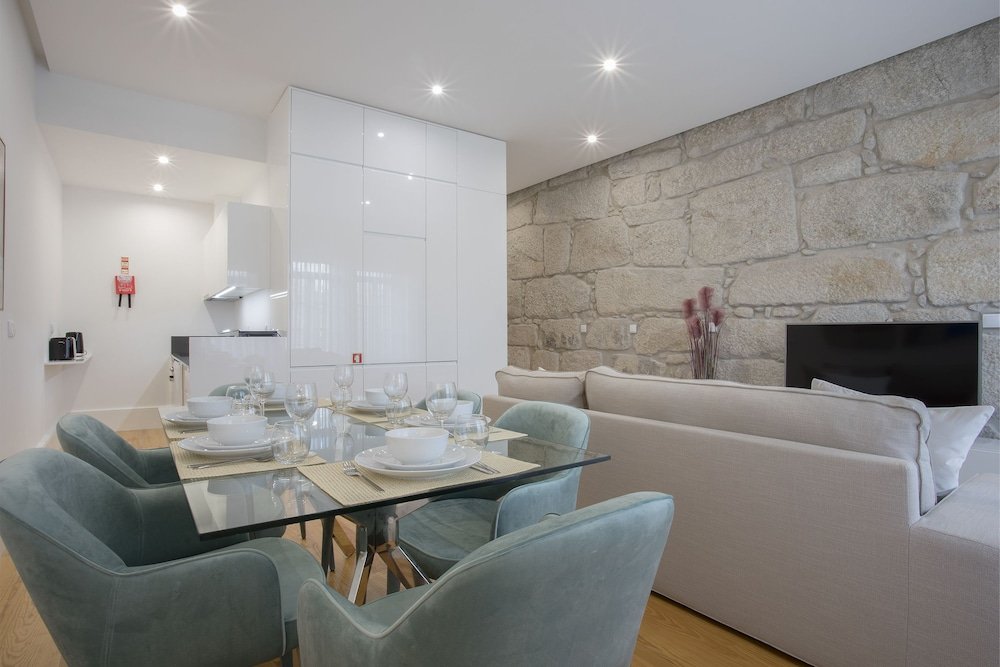 Фото Liiiving In Porto Terrace & Sunny Apartment