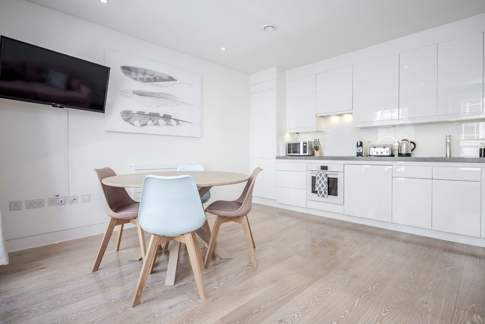 Фото Berwick Street by Q Apartments