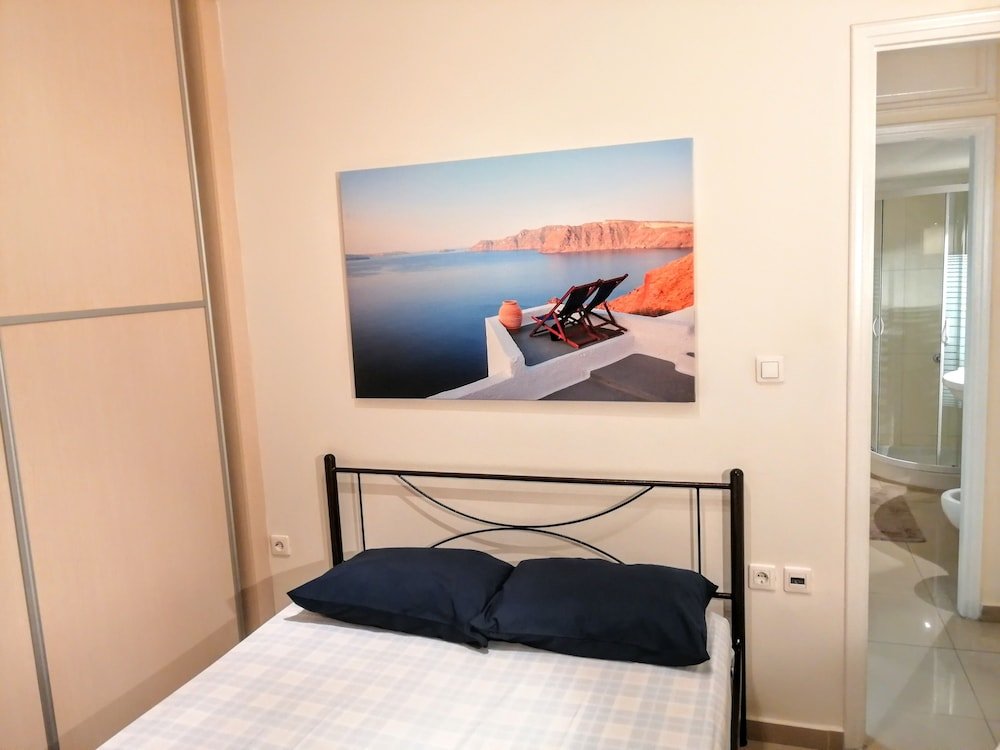 Фото Modern apartment in Piraeus