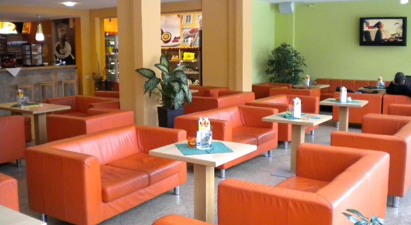 Фото Jufa Hotel Salzburg