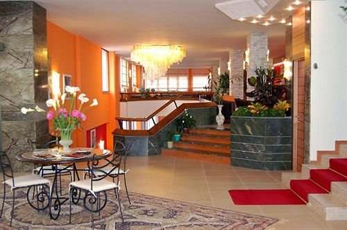 Фото Hotel Capitol