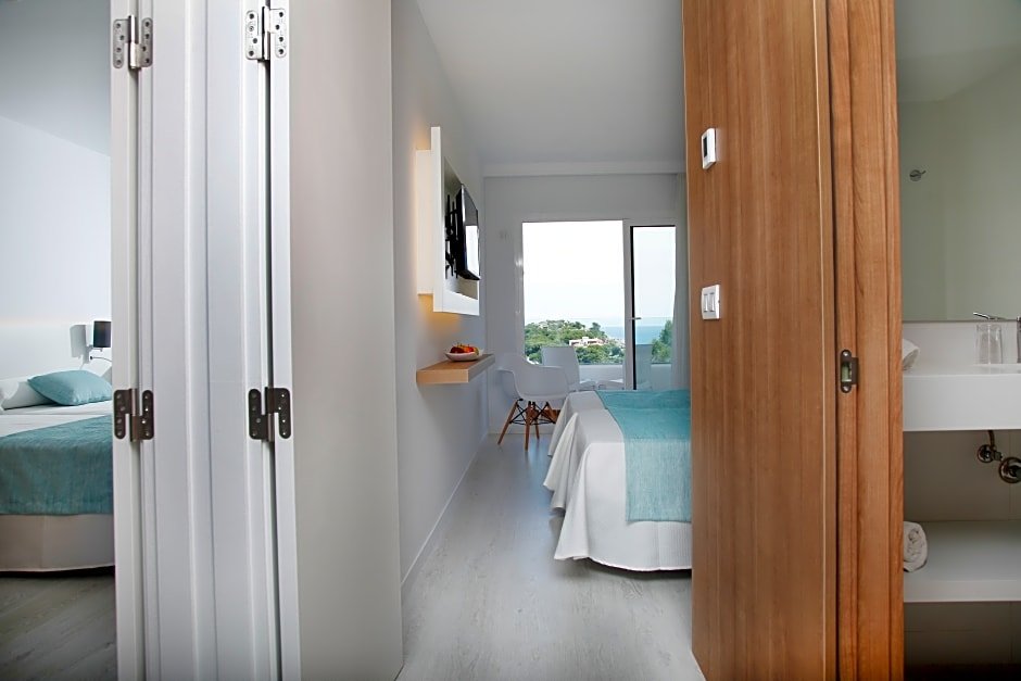 Фото Hotel Roc Carolina Capdepera