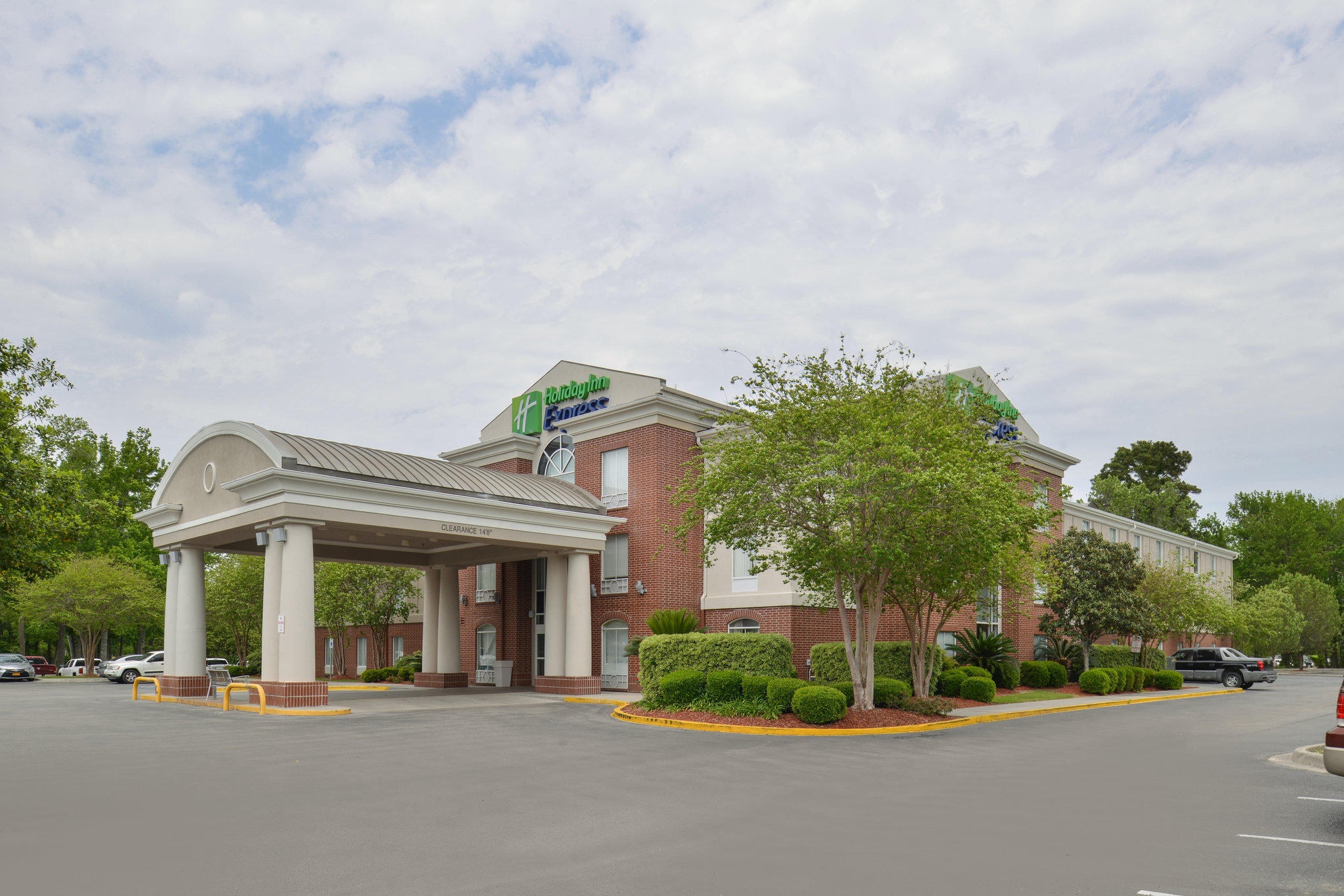 Фото Holiday Inn Express Hotel & Suites Lafayette, an Ihg Hotel