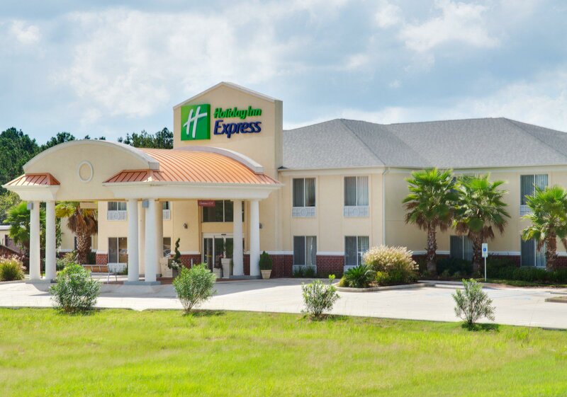 Гостиница Holiday Inn Express Leesville, an Ihg Hotel