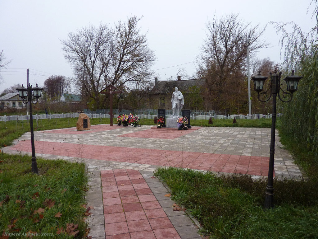 Monument, memorial Братская могила советских воинов, погибших в 1943 г., Oryol Oblast, photo
