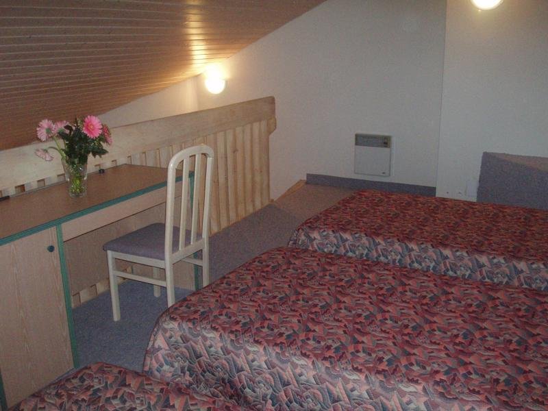 Фото Logis Hôtel l'Arc en Ciel