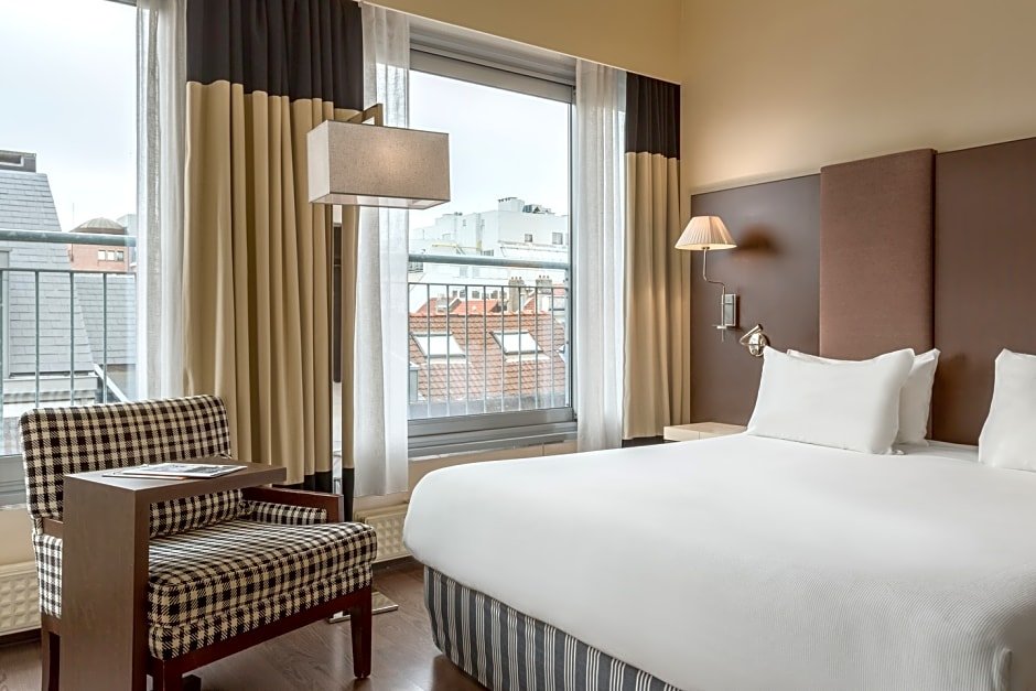 Фото Nh Brussels Stéphanie