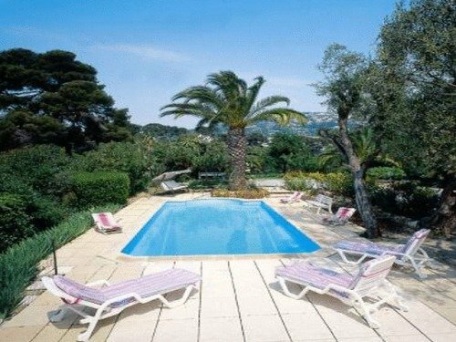 Внешний вид отеля La Bastide de l'Oliveraie в Каннах, фото 2