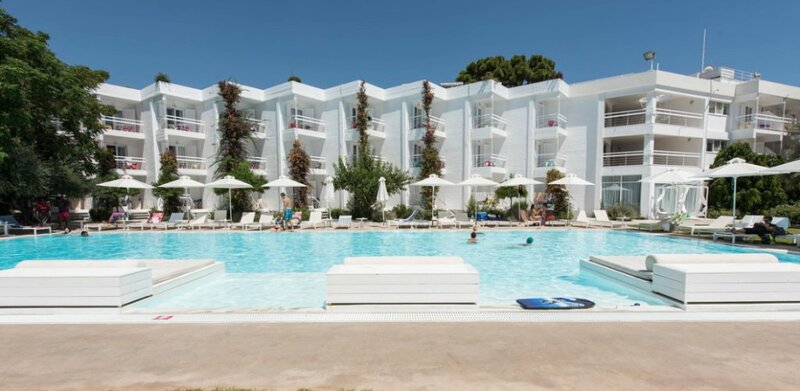 Гостиница Marathon Beach Resort