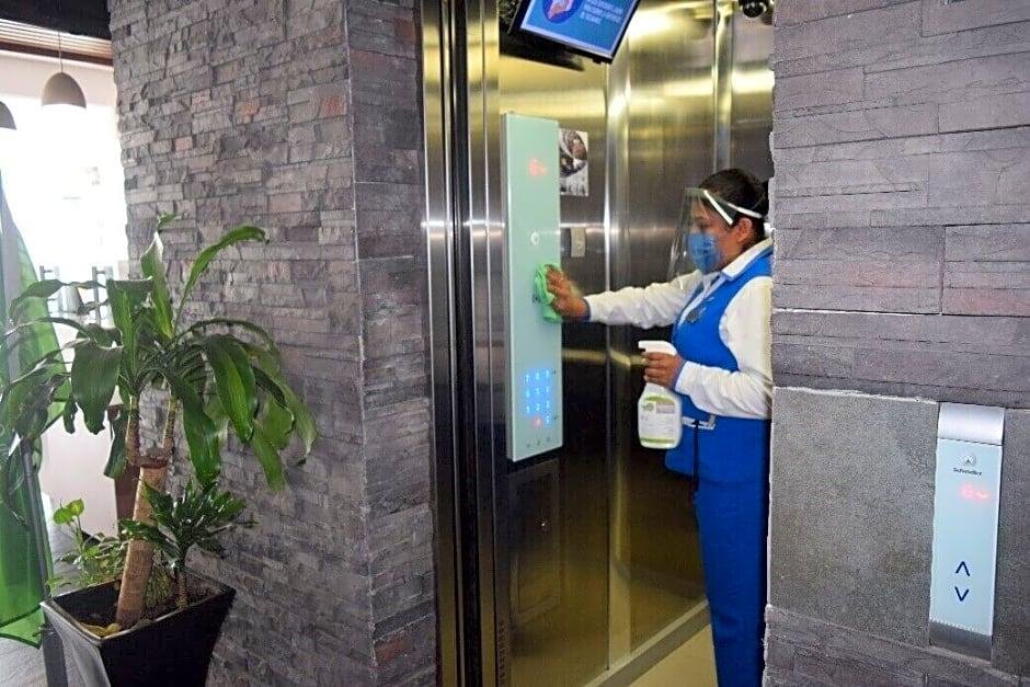 Фото TRYP by Wyndham Mexico City World Trade Center Area