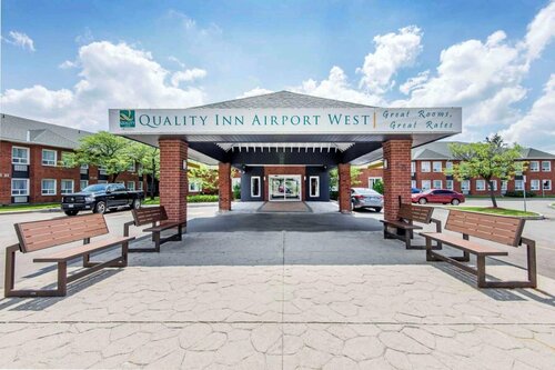 Гостиница Quality Inn Airport West