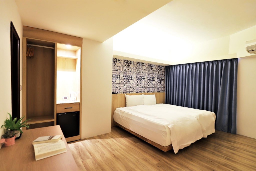 Фото Talmud Hotel Gongyuan