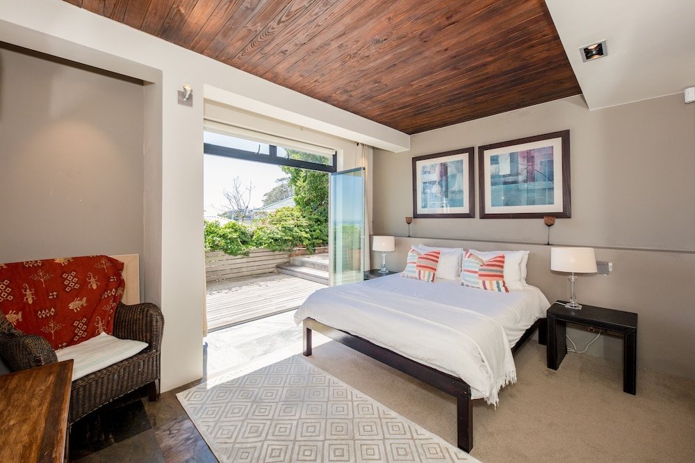 Фото Rhine Stone