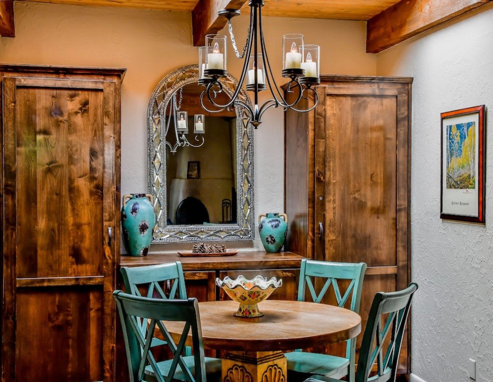 Фото Fort Marcy Hotel Suites by All Seasons Resort Lodging