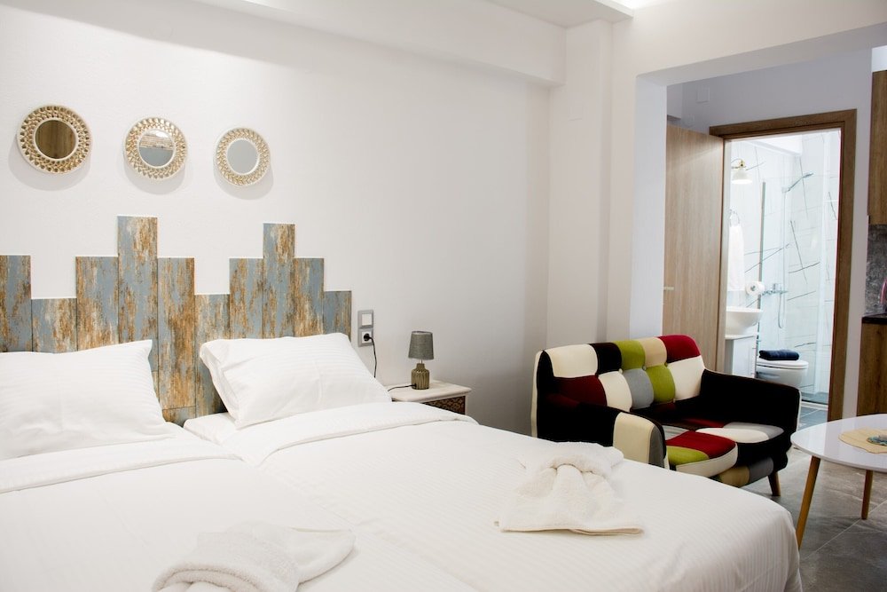 Фото Semes Luxury Apartments by Estia