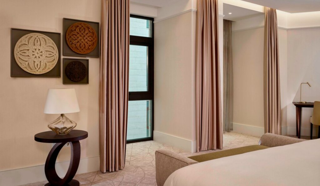 Фото The Alexander a Luxury Collection Hotel Yerevan