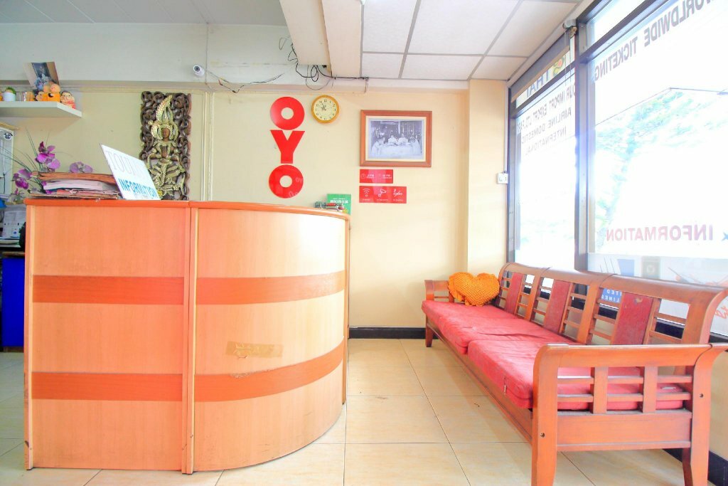 Hotel Oyo 376 Ok Home Airport, Earth, photo