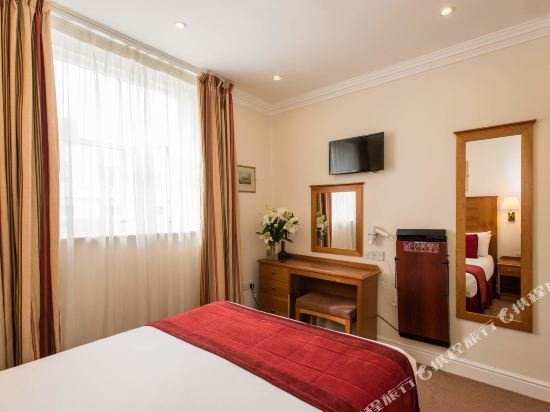 Фото Byron Hotel London