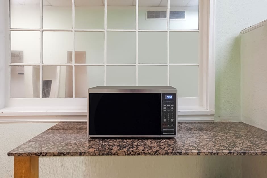 Фото Oyo Hotel Jackson North I-55