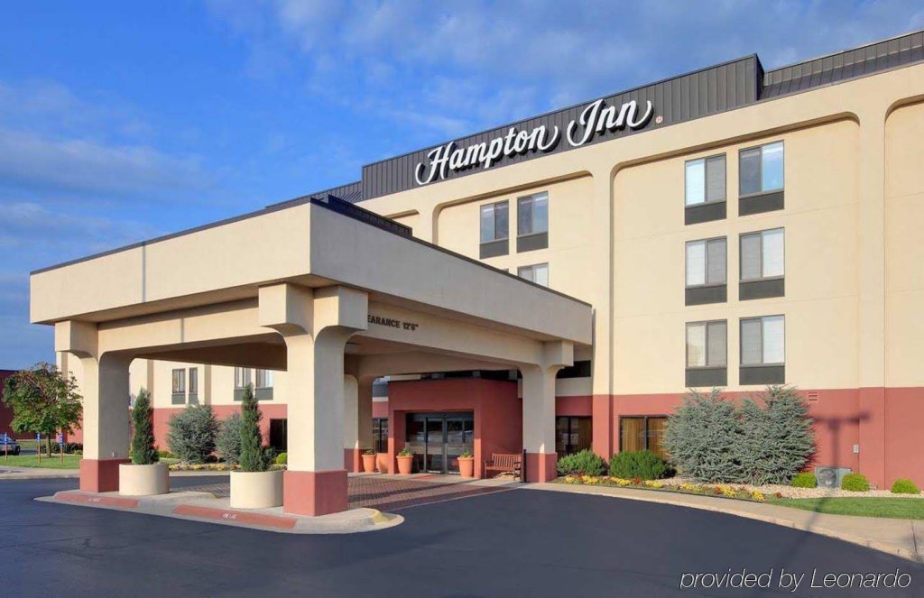 Фото отеля 1