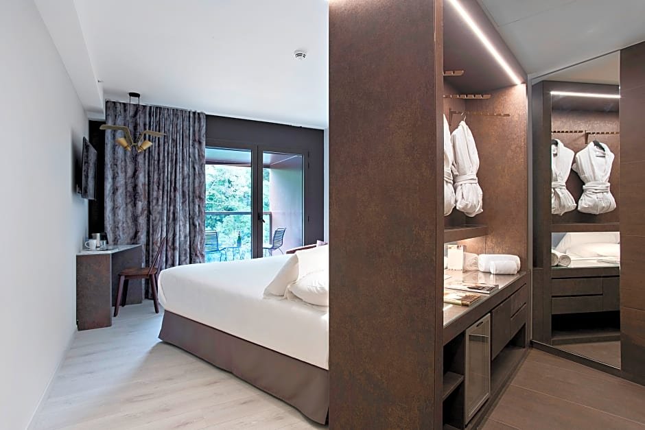 Фото Отель Axel San Sebastián - Adults Only