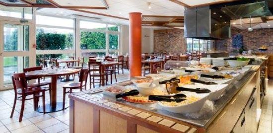 Фото Ibis Budget Fresnes