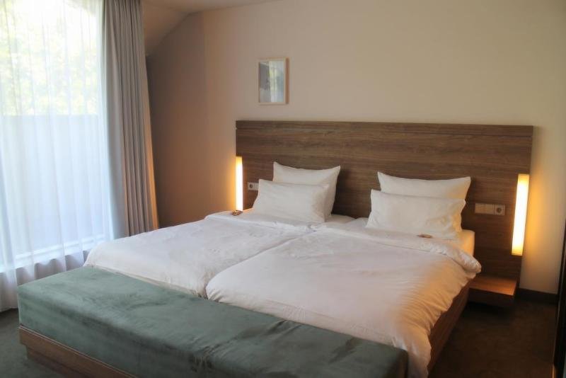 Фото Hotel Stadtpalais