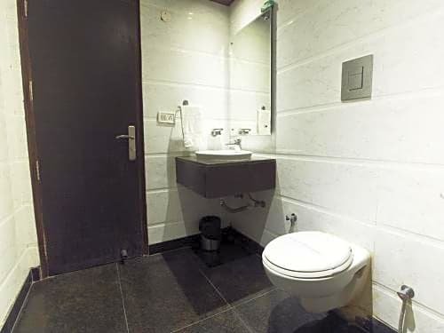 Фото Hotel Krishna Deluxe