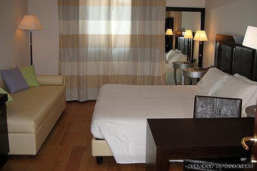 Фото Hotel Canada